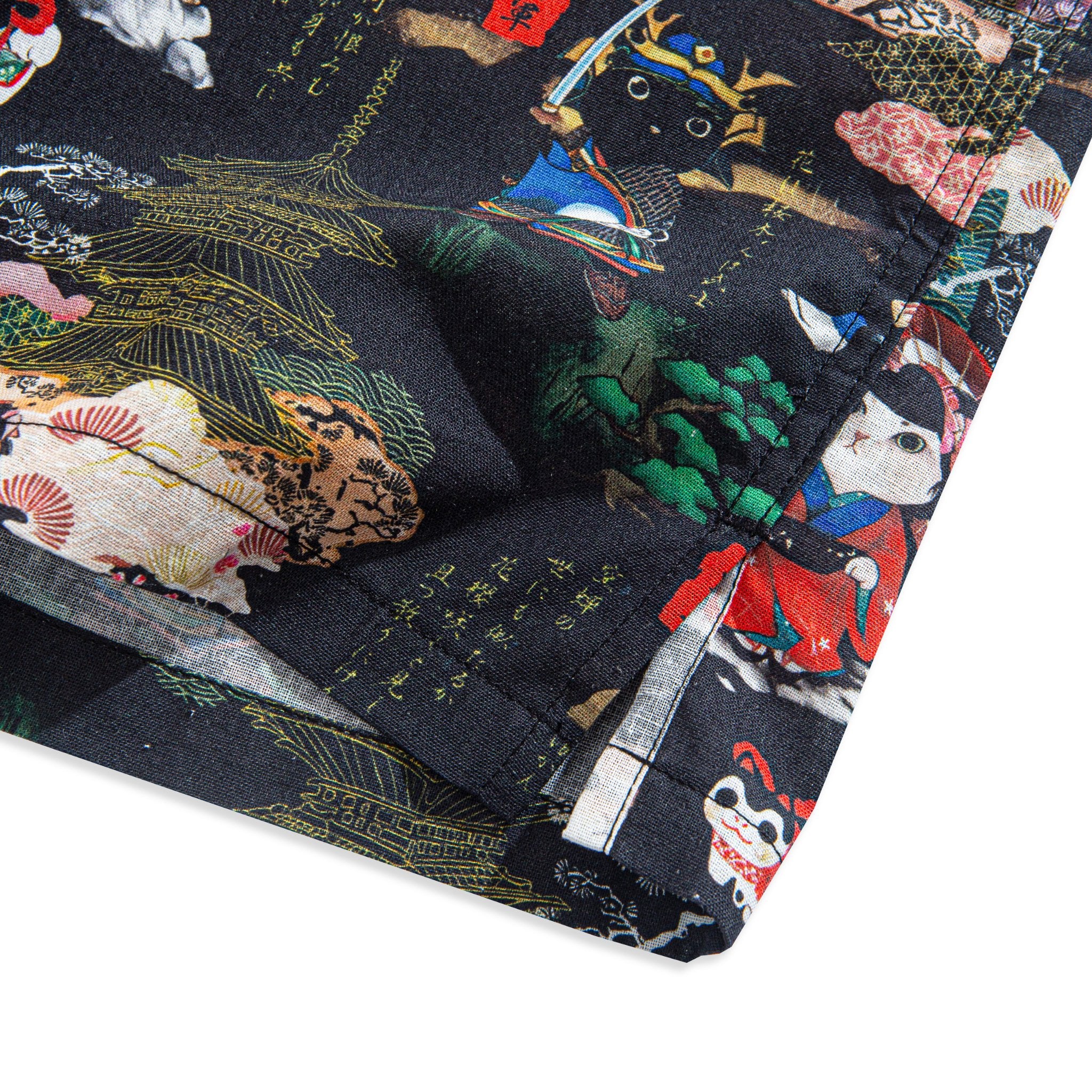 OROMEN Samurai Cat Japanese shirt – model wearing black Ukiyo-e print
