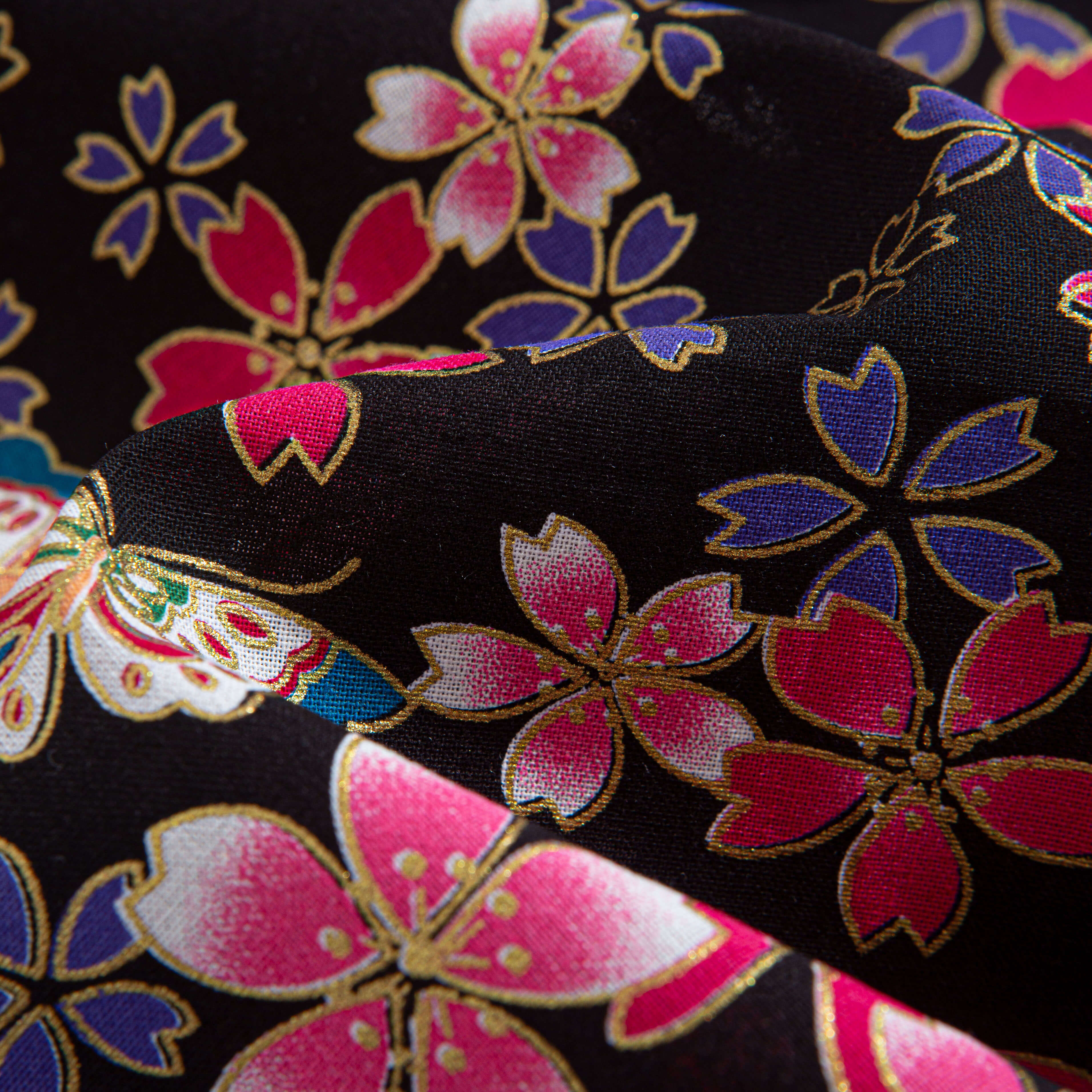 Sakura cherry blossom shirt back view - side vent and box pleat detail