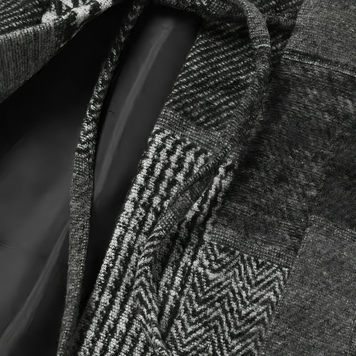 Side tie drawstring detail of OROMEN KIMONO021 Patchwork Kimono Jacket, grey cotton cord against houndstooth body panel