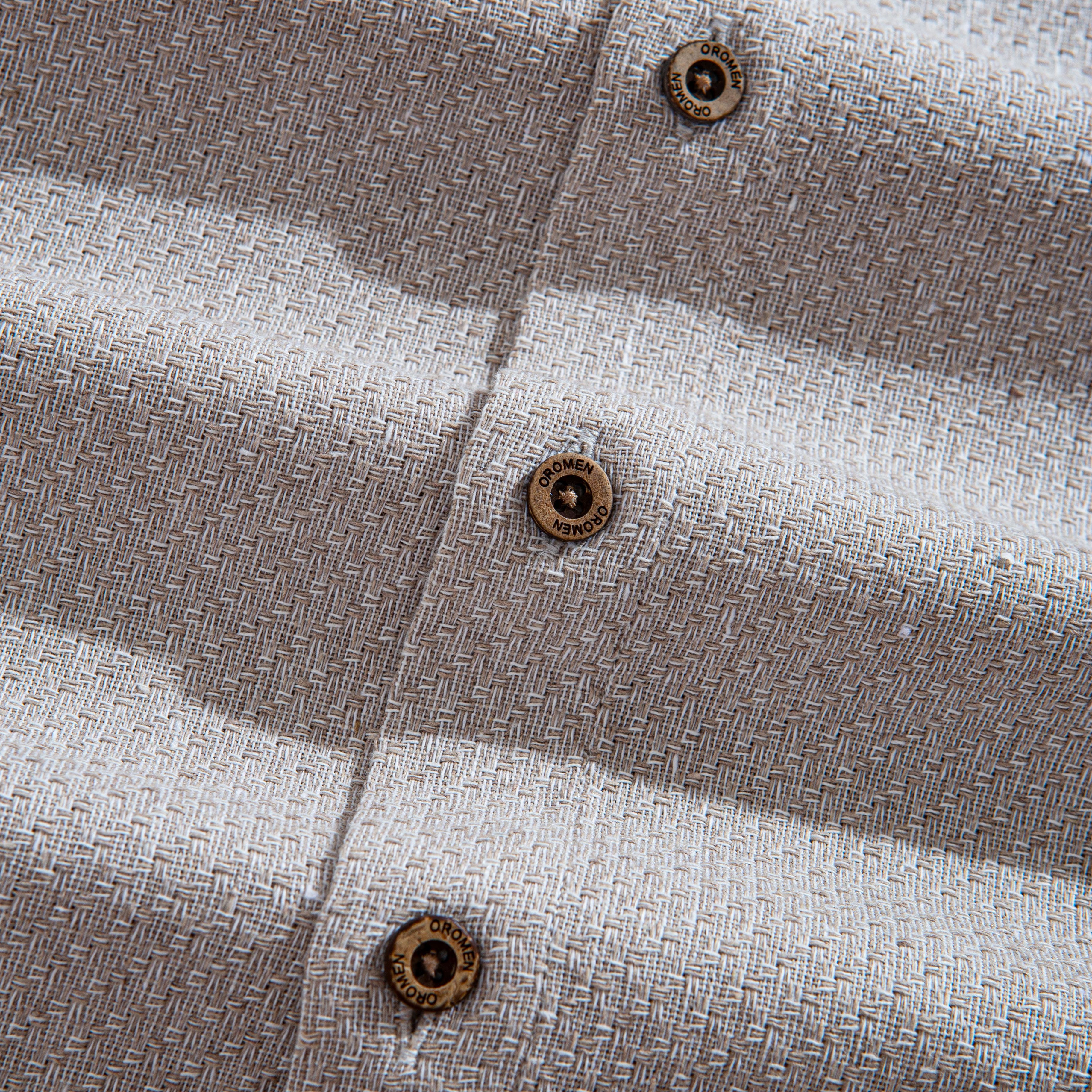 Woven Shirt Coconut Button Detail – OROMEN Two-Tone Cotton Linen