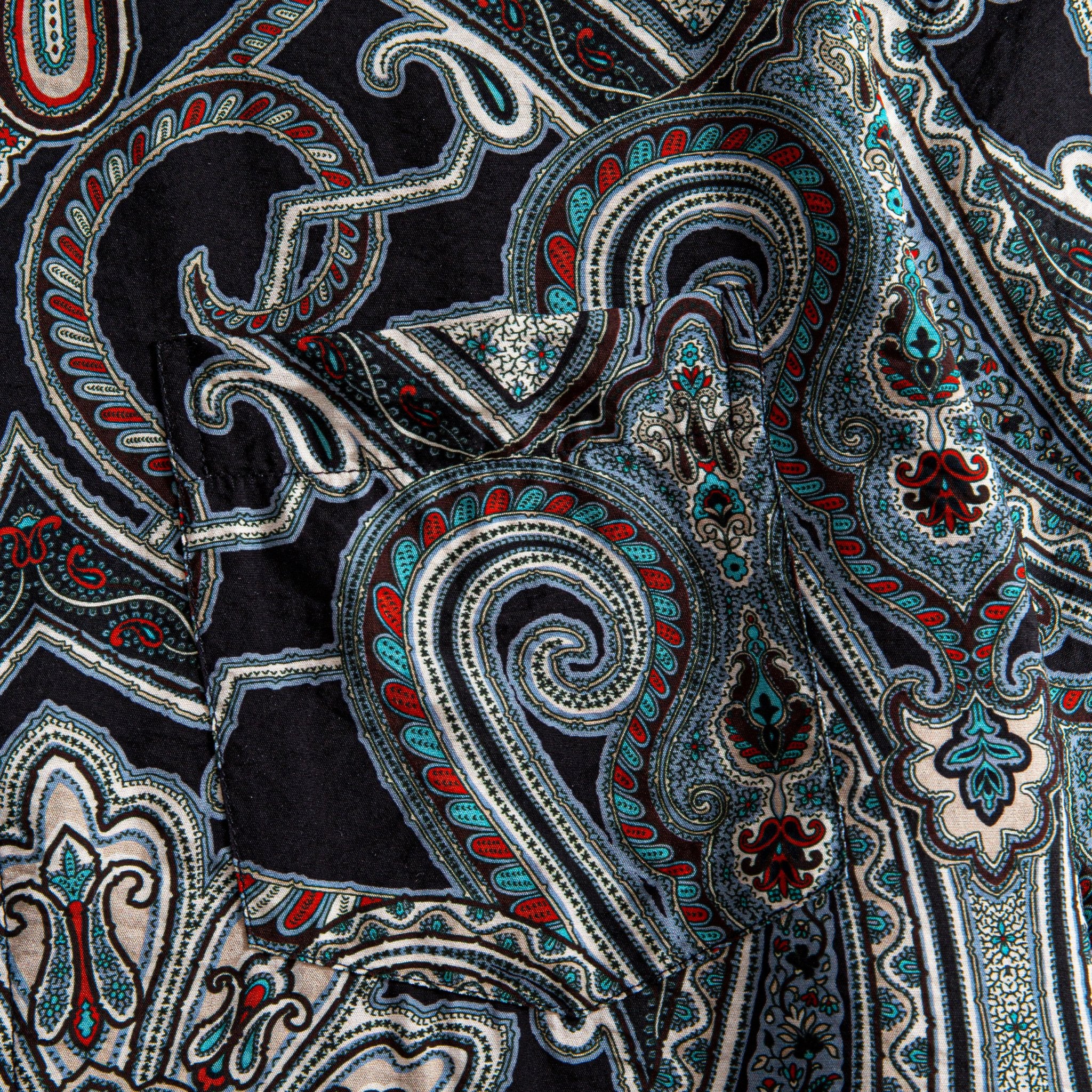 All-Over Paisley Print Texture – OROMEN Nostalgic Paisley Shirt – Hand-Painted Detail