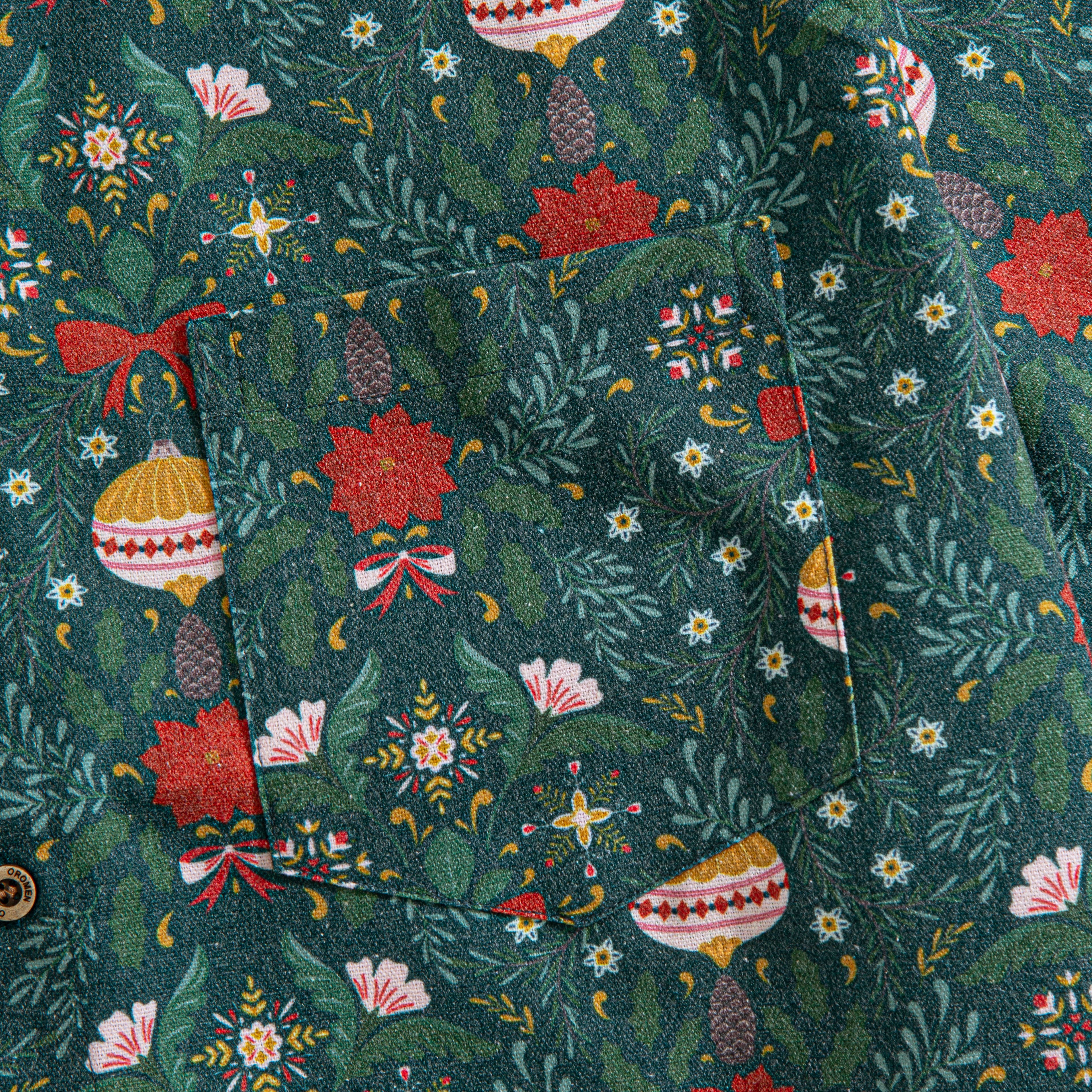 Chest Pocket Detail – OROMEN Christmas Ambiance Patchwork Shirt