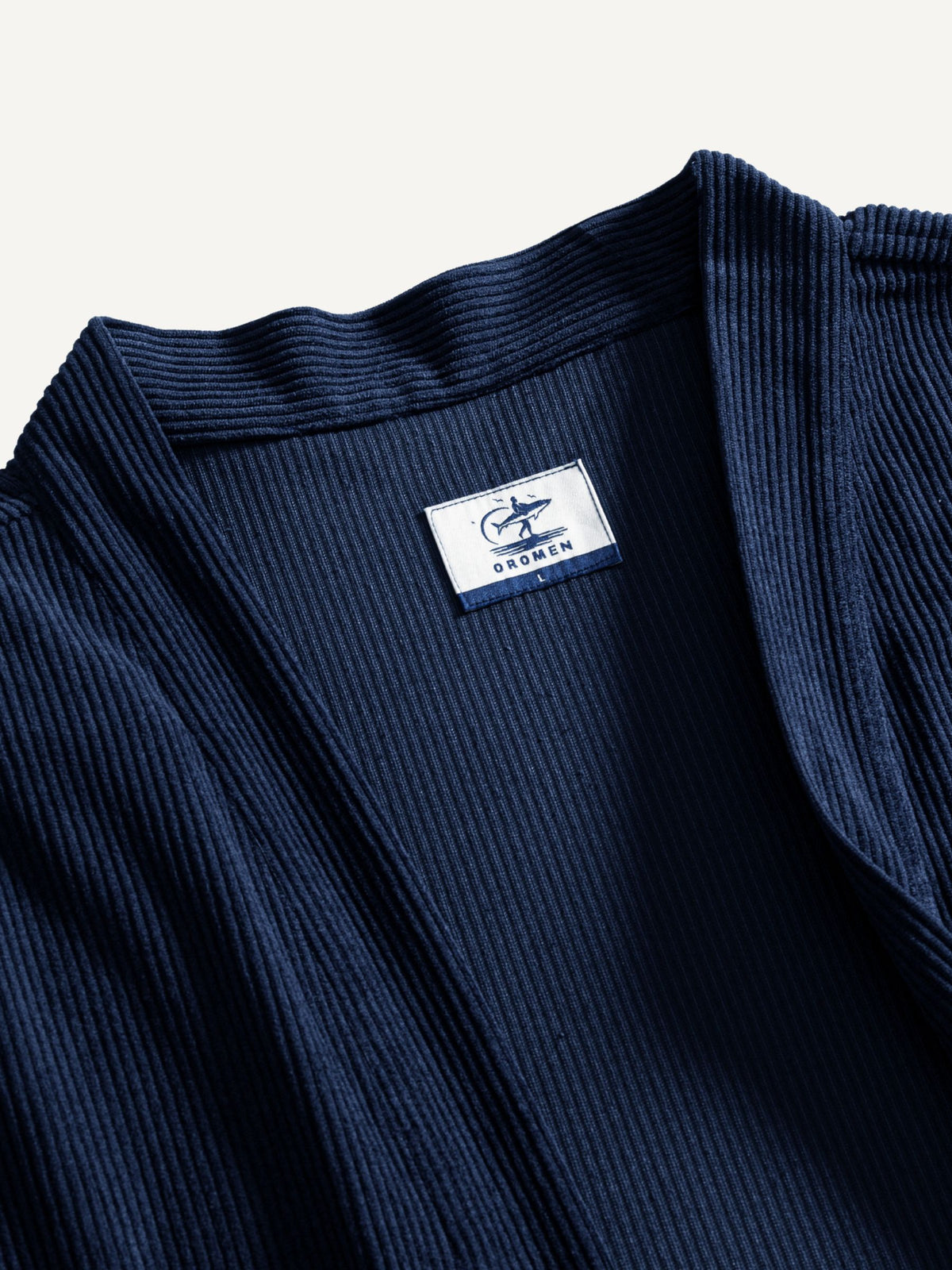 Close-up of the haori neckline and pleated texture