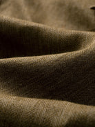 Close-up texture of 100% herringbone weave linen on OROMEN Herringbone Weave Linen Trousers