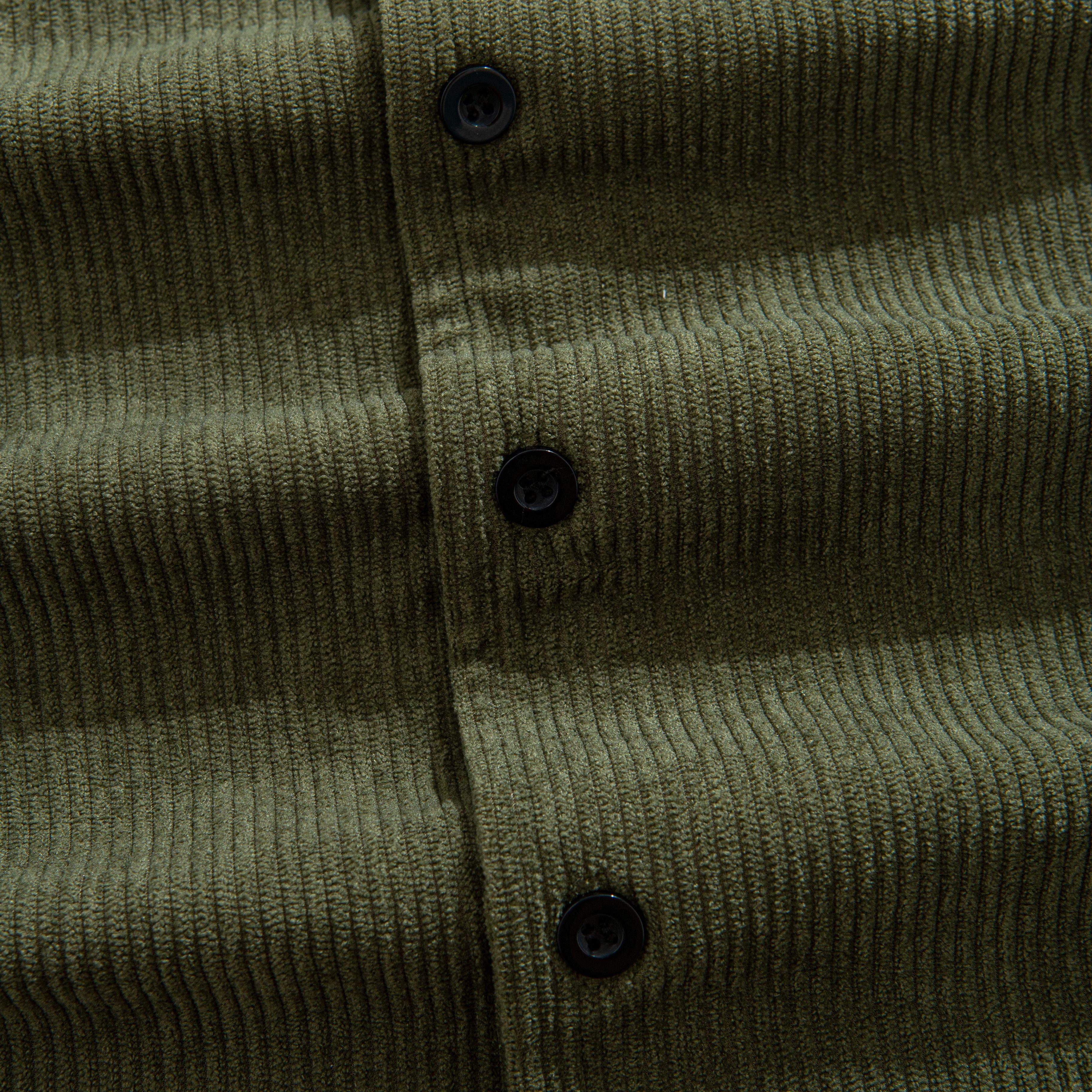 Corduroy Shirt Shell Button Detail – OROMEN Green Contrast Trim