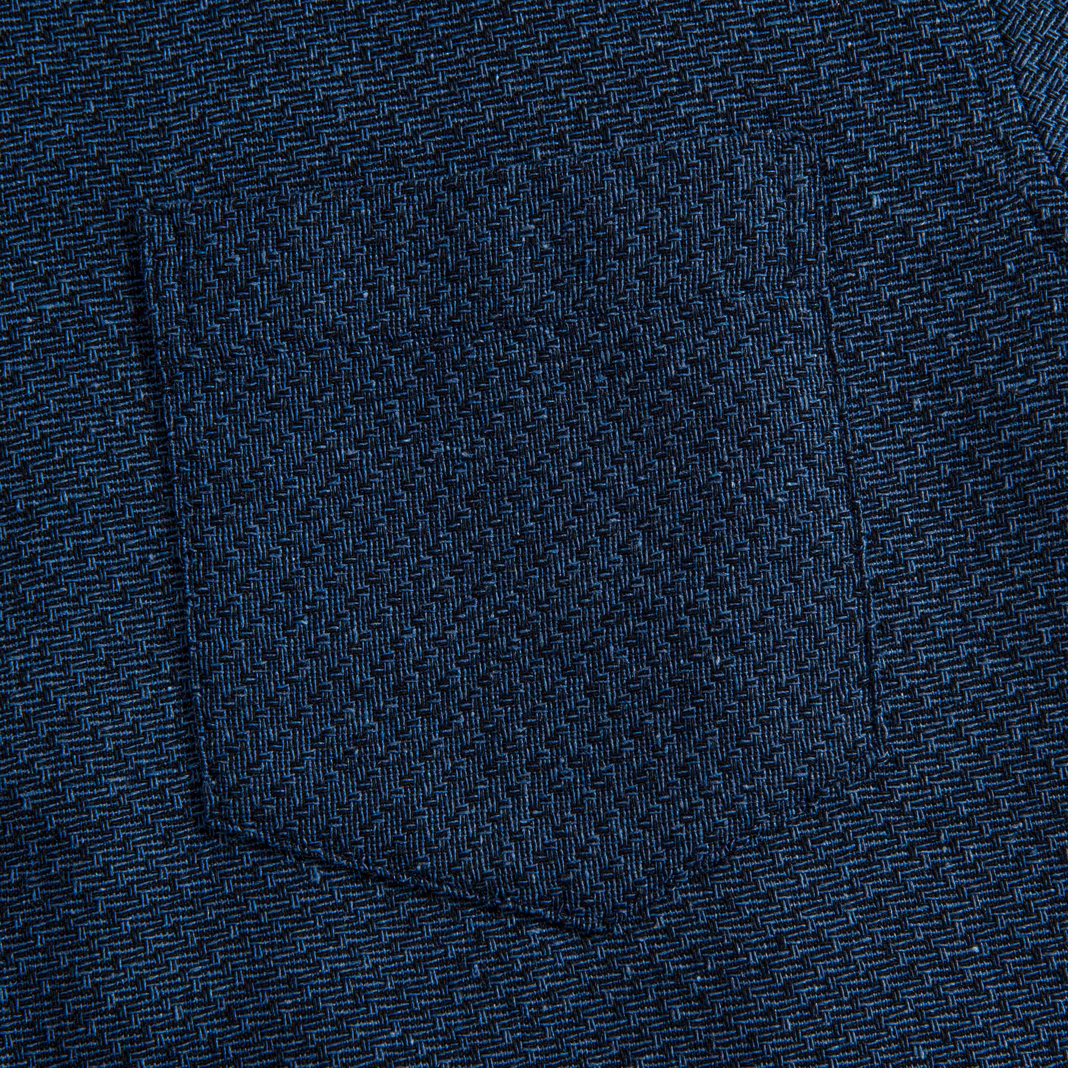 Details of the chest pocket on a cotton-linen shirt – Oromen