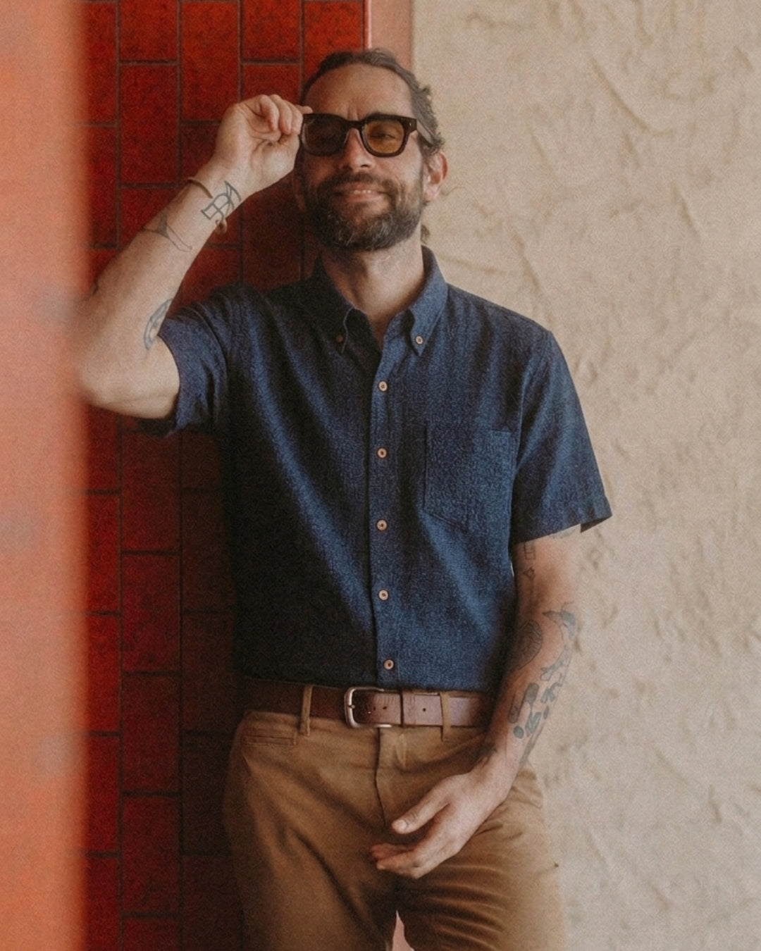 Navy cotton linen woven shirt model wearing look