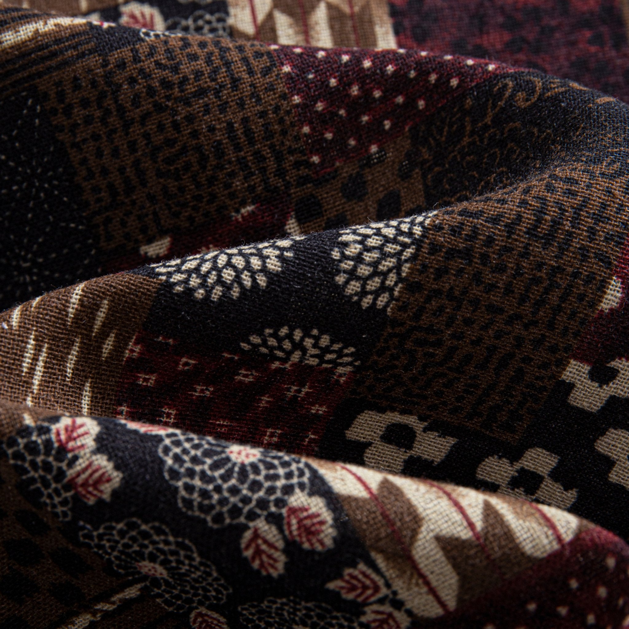 OROMEN Brand Label and Collar Detail – Sashiko Boro Patchwork Shirt