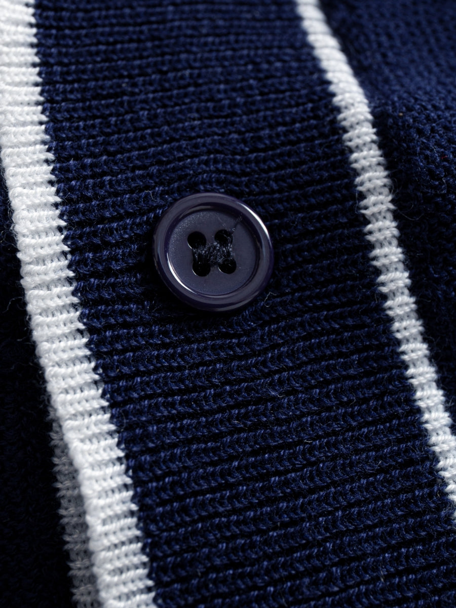 OROMEN Ribbed Contrast Knit Polo button placket detail with tonal buttons and contrast trim