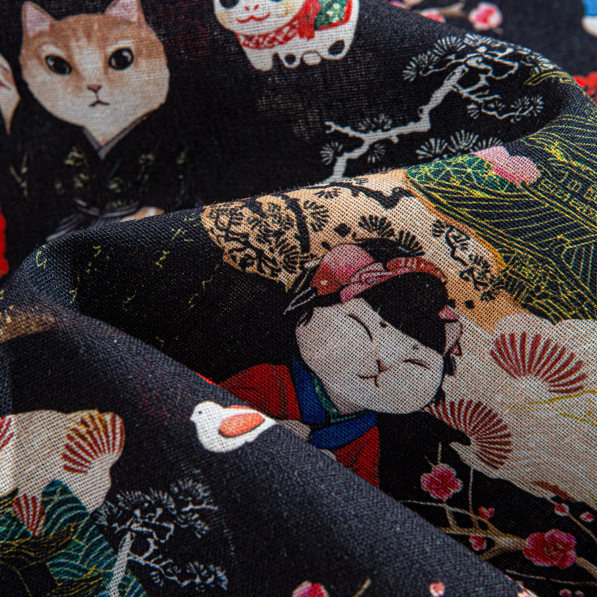 OROMEN Samurai Cat Ukiyo-e shirt – back view black cotton