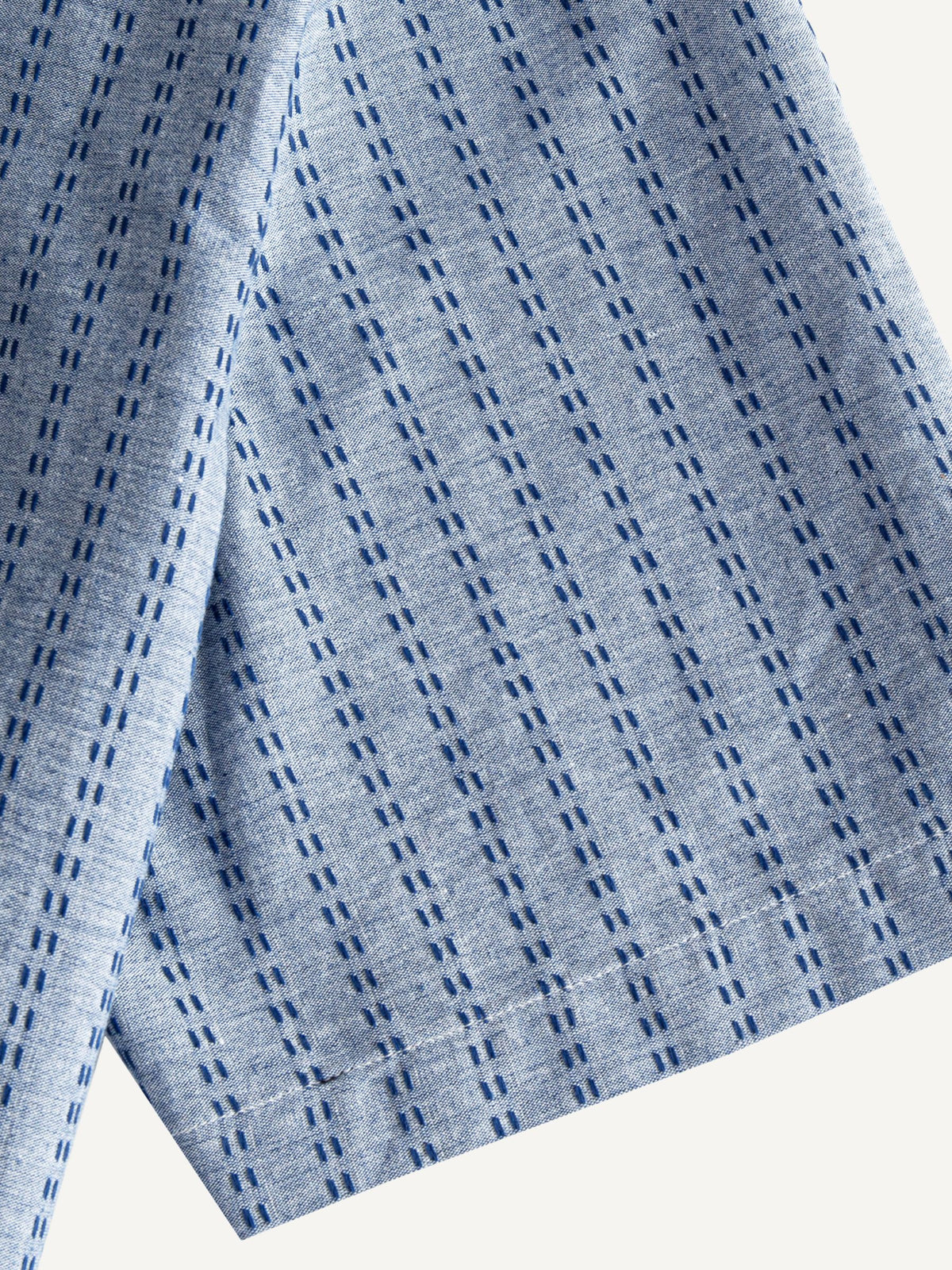 OROMEN Sashiko Chambray Cotton Shirt short sleeve cuff detail with neat double-needle stitching