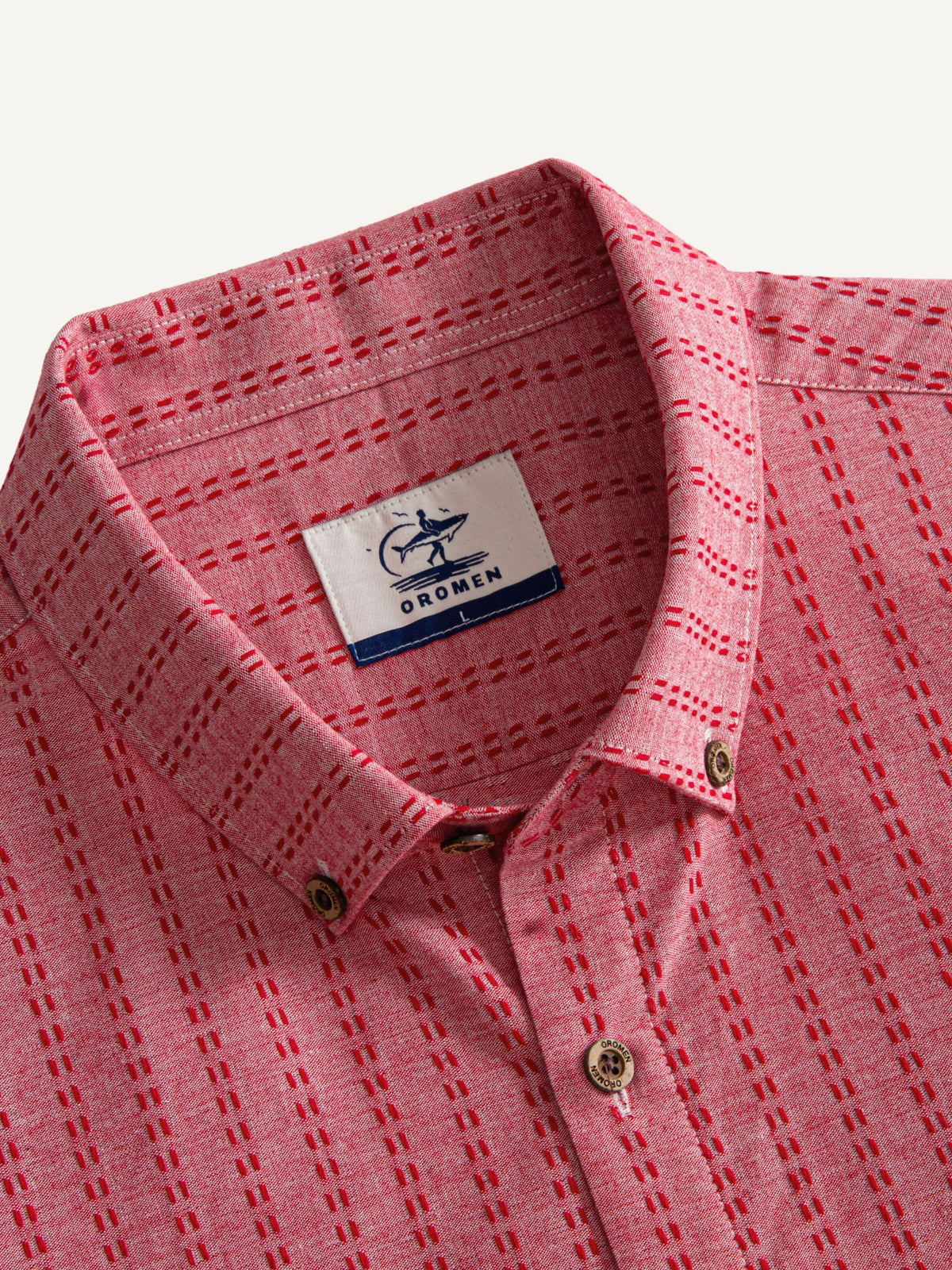 OROMEN Sashiko Cotton Shirt collar detail showing classic button-down collar and coconut buttons