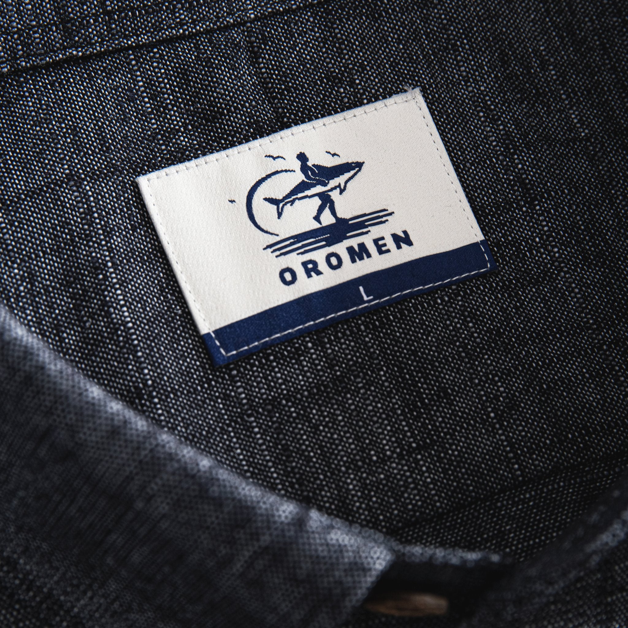 OROMEN Signature Tailored Silhouette Shirt – Brand Label