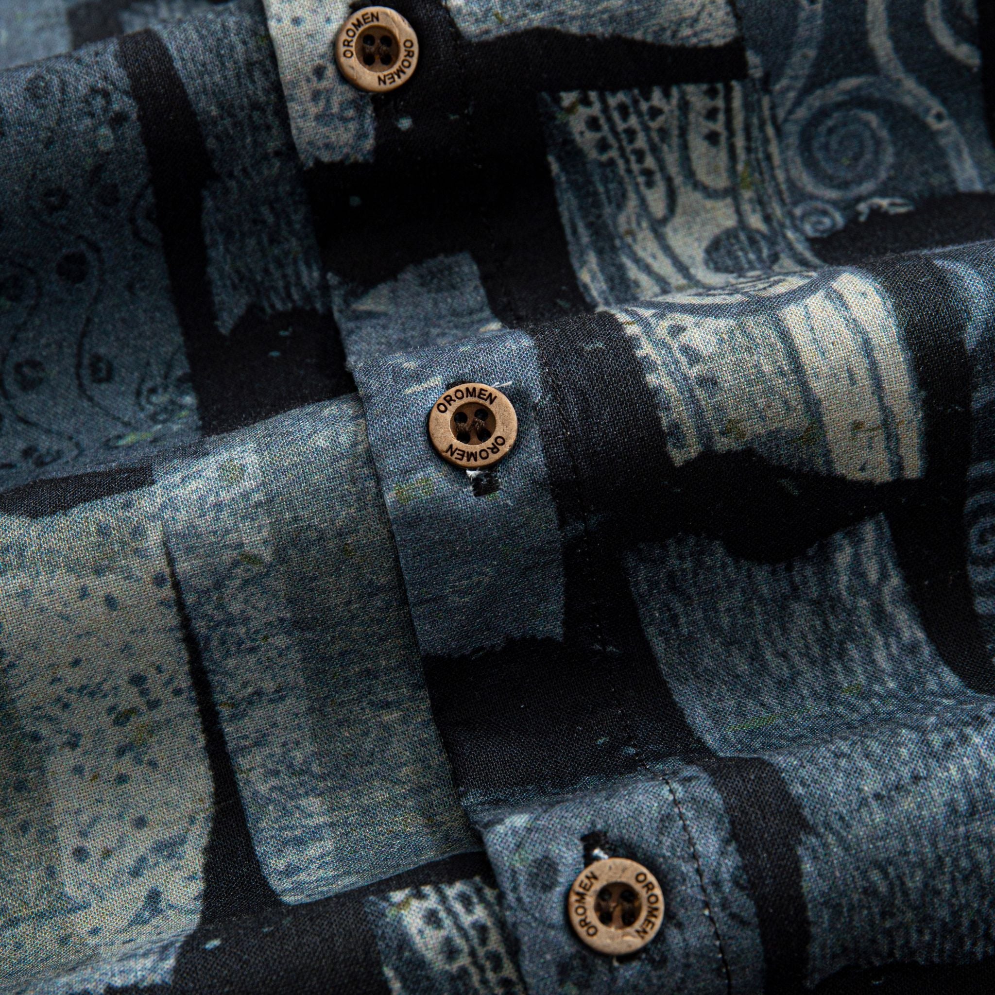 OROMEN Vintage Patchwork Print Shirt - Natural Coconut Buttons Close-up