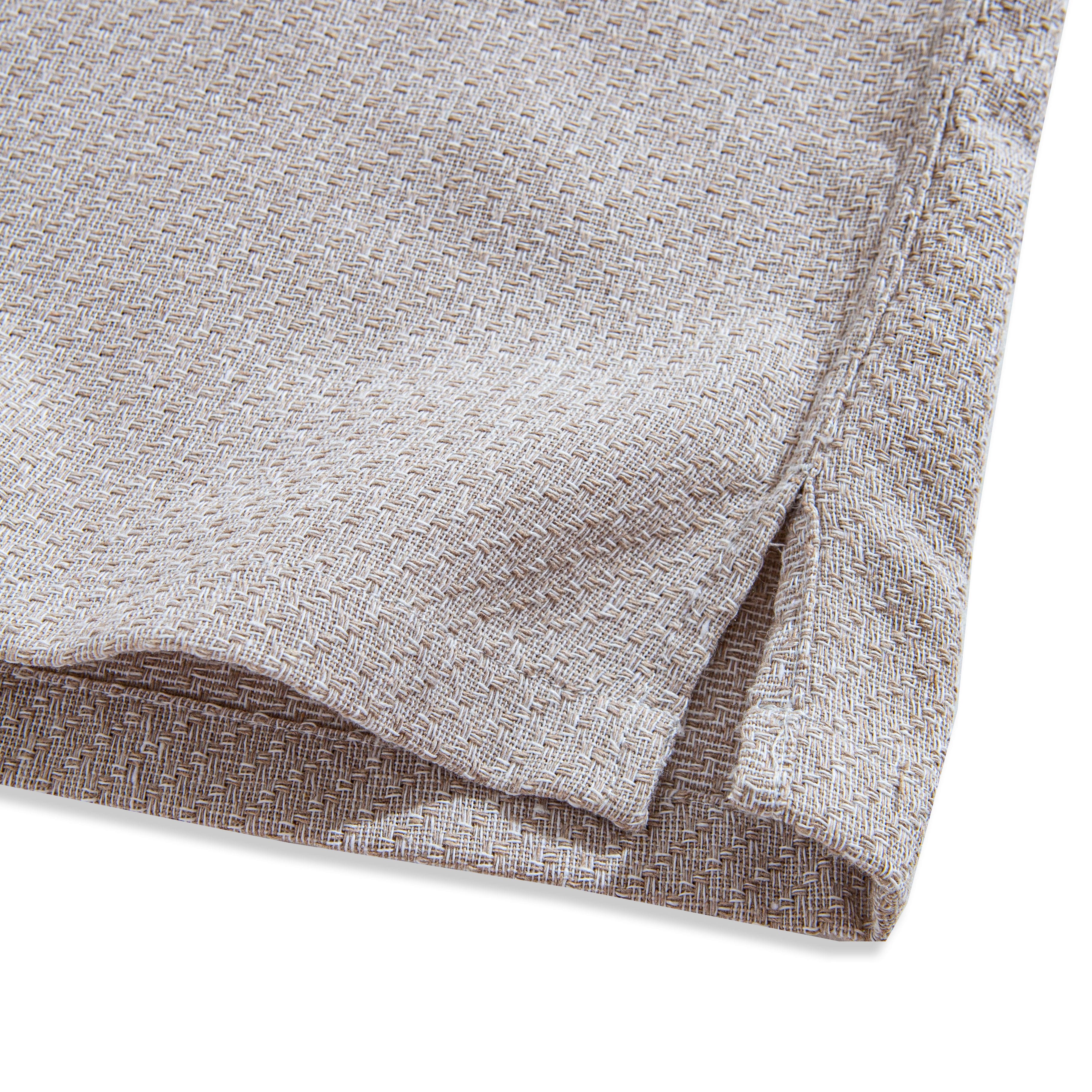 OROMEN Woven Shirt Hem Detail – Two-Tone Cotton Linen