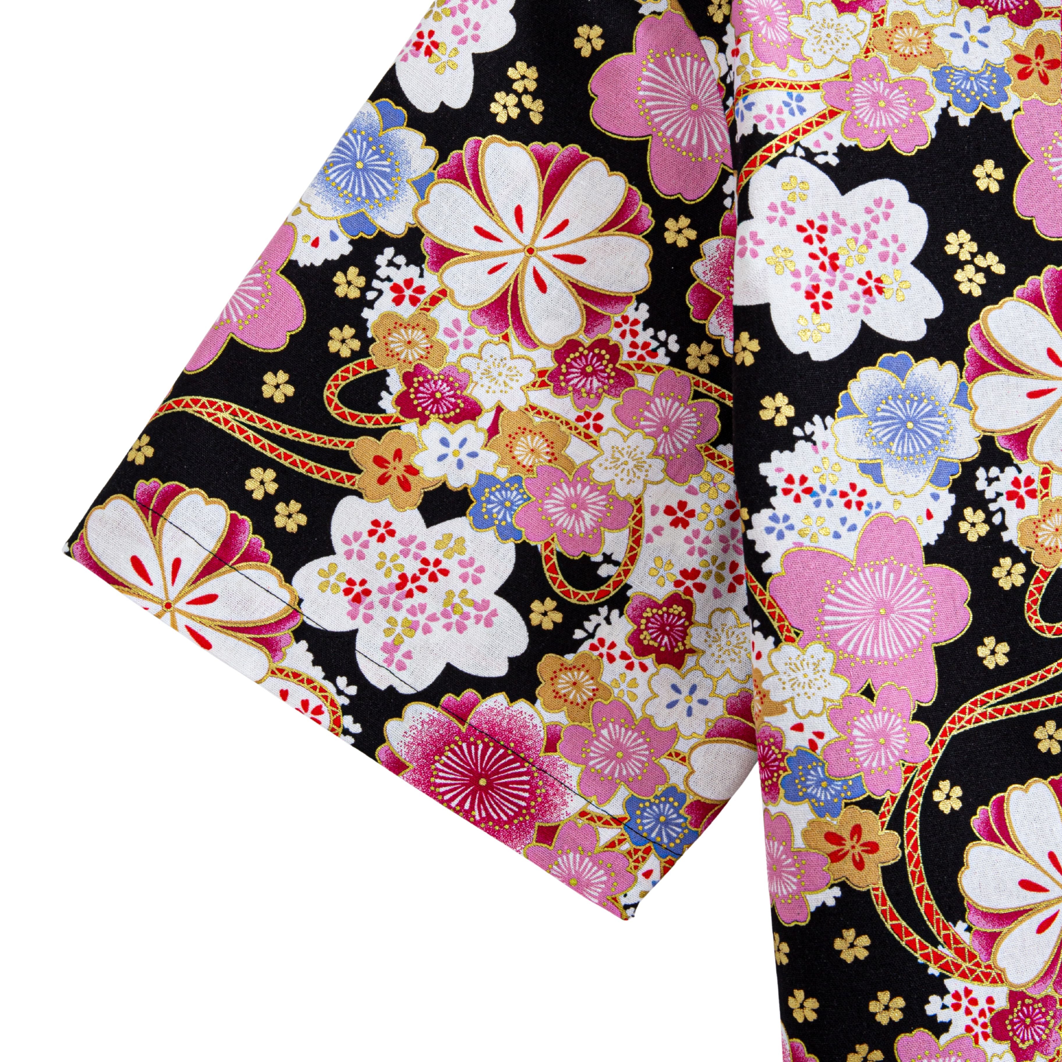 Sakura temari ball cotton shirt lifestyle shot