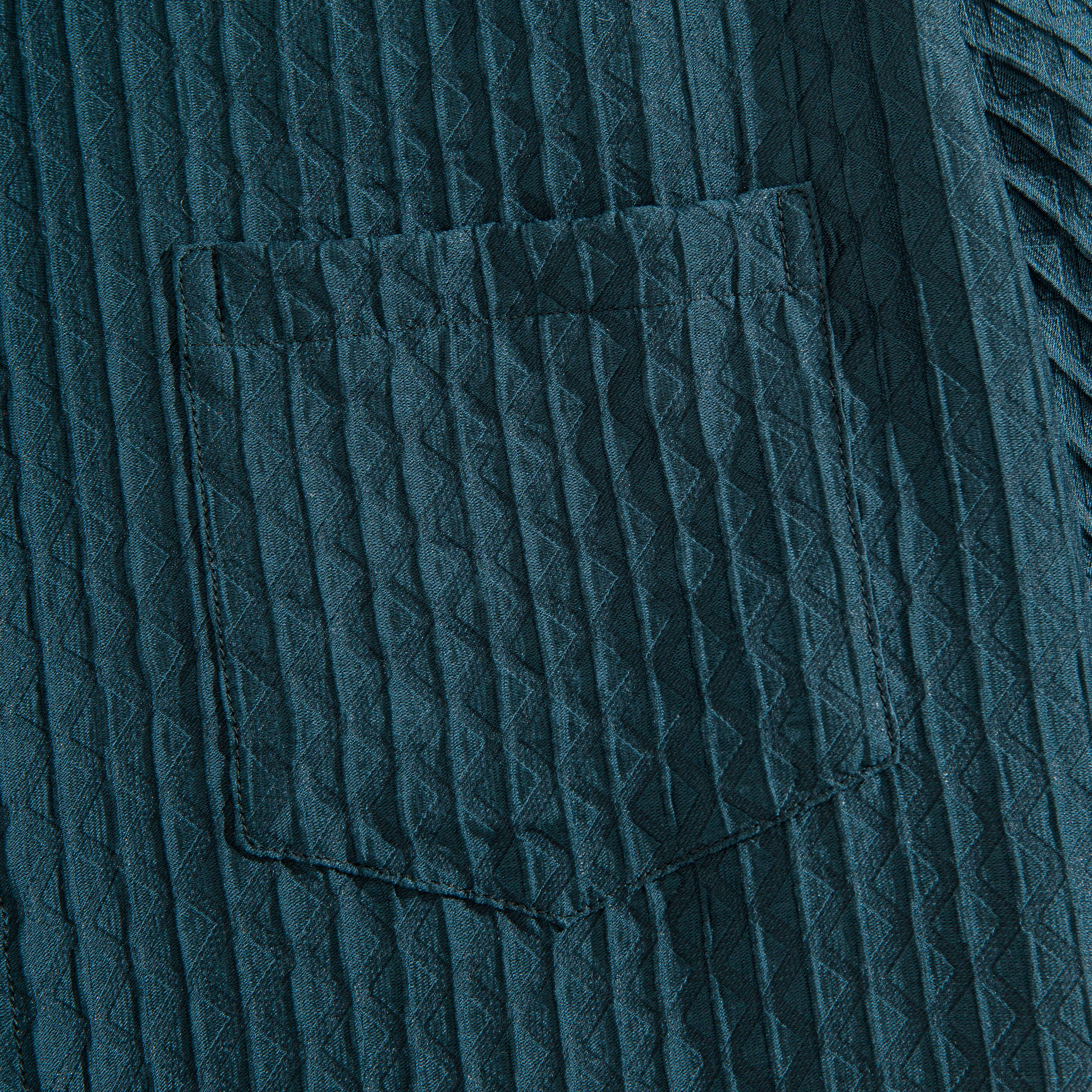 Shadow-Stripe Shirt Chest Pocket Detail – OROMEN Woven