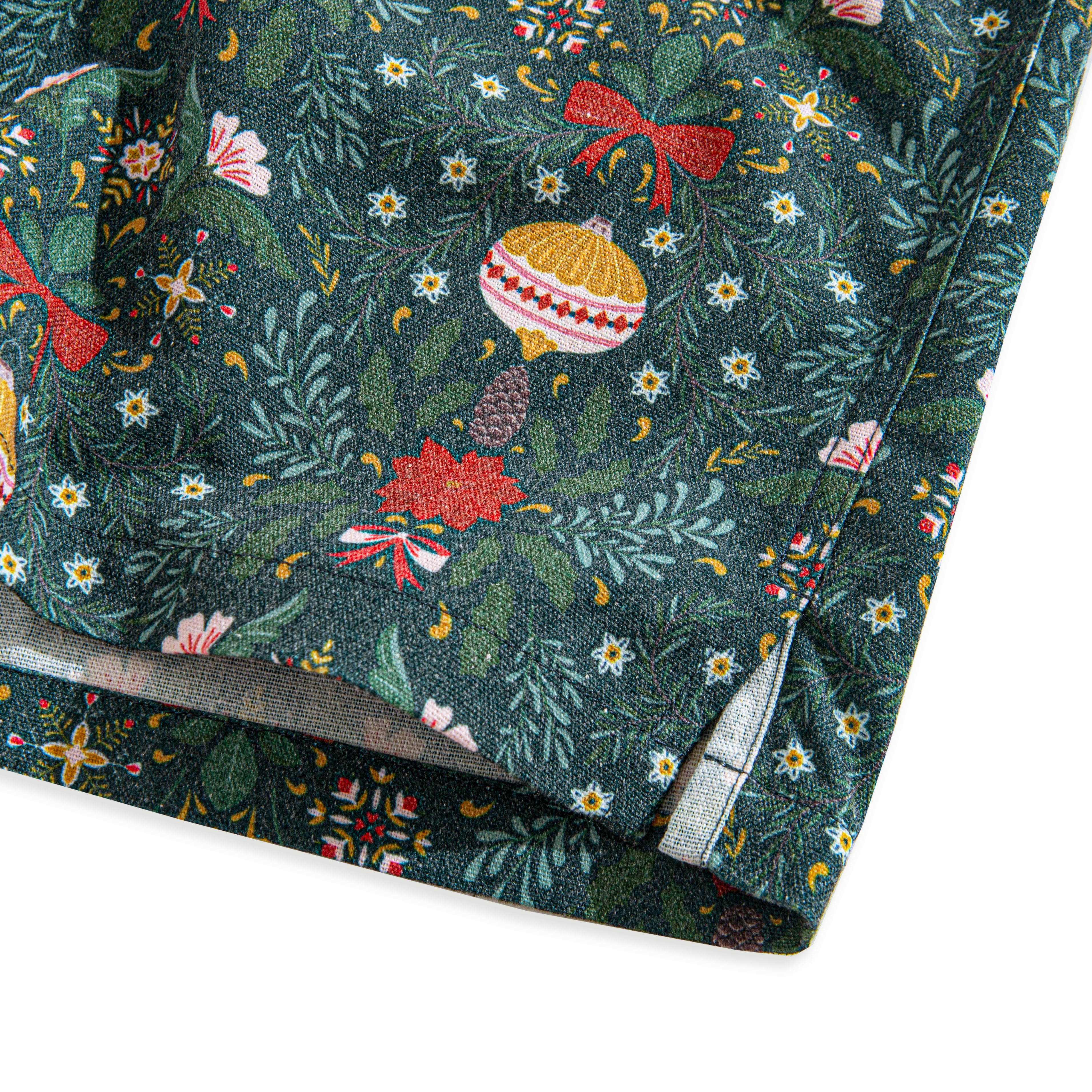 Side Slit Hem Detail – OROMEN Christmas Ambiance Patchwork Shirt