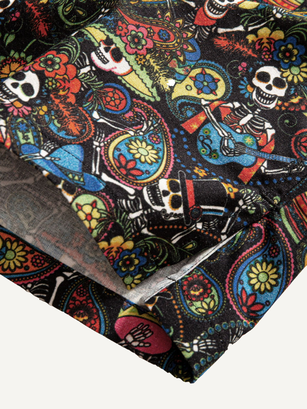 Side-vent-and-hem-detail-on-OROMEN-Sugar-Skulls-short-sleeve-shirt